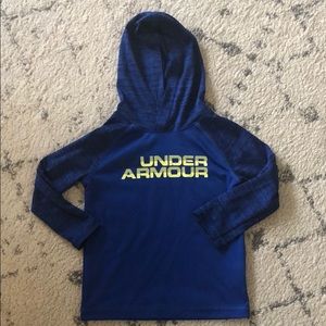 Toddler boys under Armour long sleeve